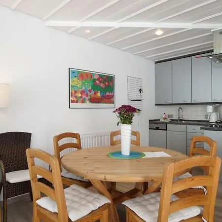 Greune-stee Kreutzer 보르쿰